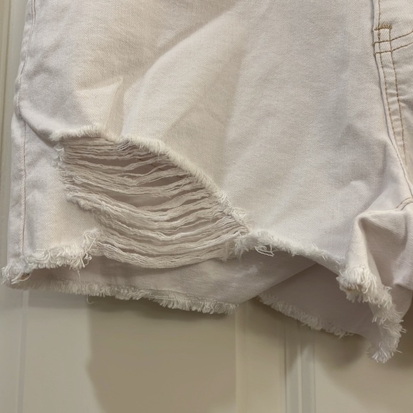 SO ladies shorts - Picture 2 of 10